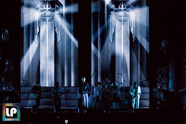 Smashing Pumpkins - Oracle Arena. Oakland, CA.