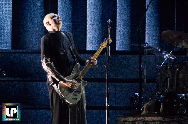 Smashing Pumpkins - Oracle Arena. Oakland, CA.