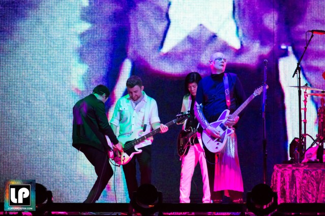 Smashing Pumpkins - Oracle Arena. Oakland, CA.