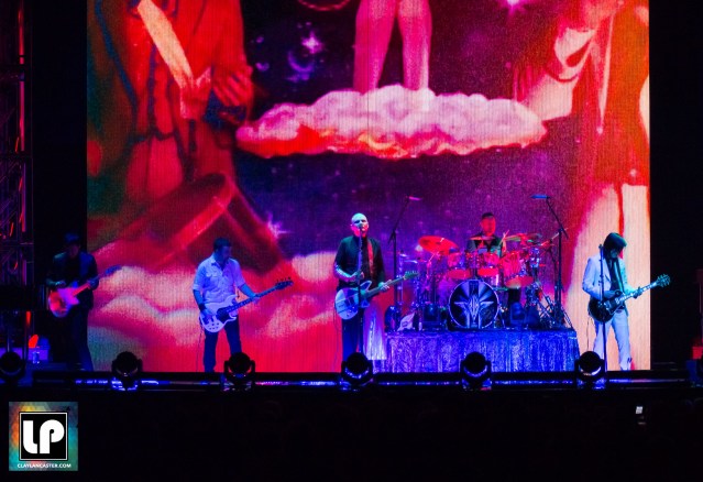 Smashing Pumpkins - Oracle Arena. Oakland, CA.