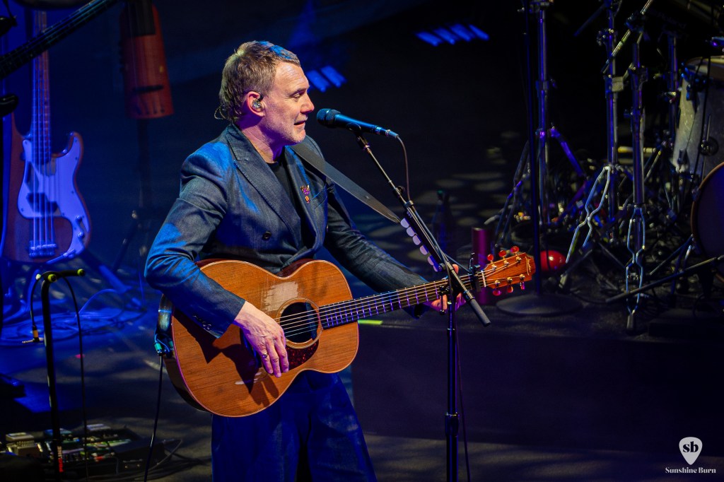 David Gray - Keller Auditorium. Portland, OR. Photo by Tom Pacyk.