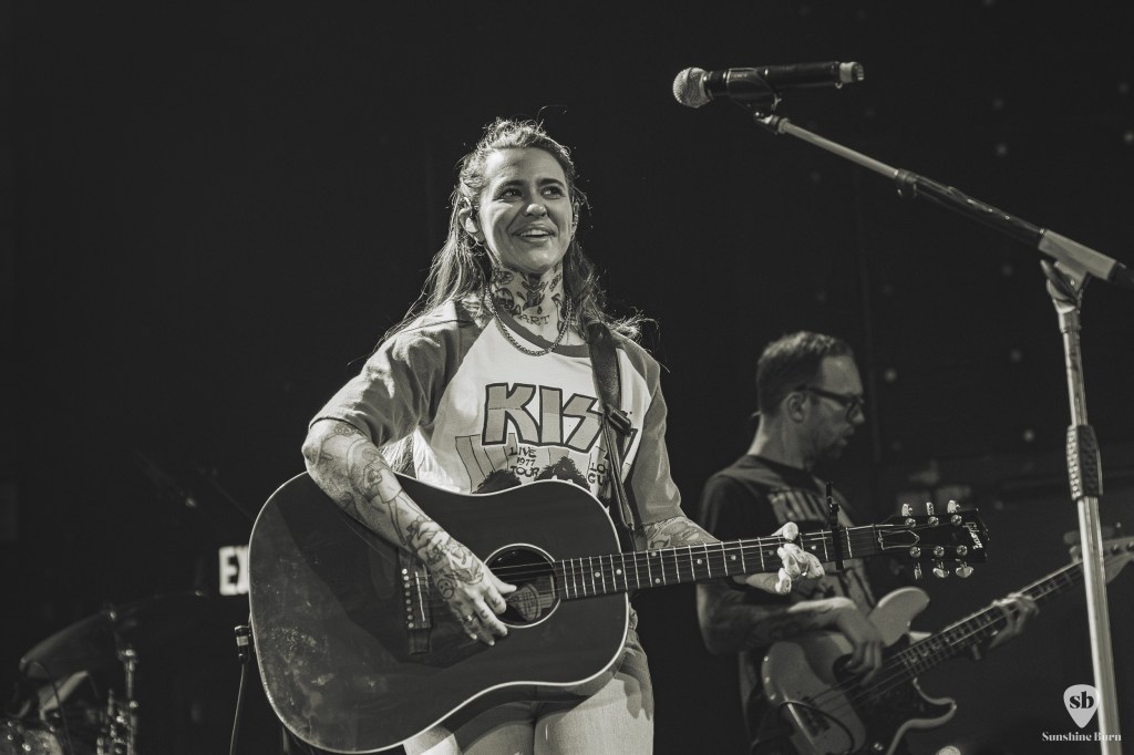 Morgan Wade - Revolution Hall. Portland. Photo by Tom Pacyk.